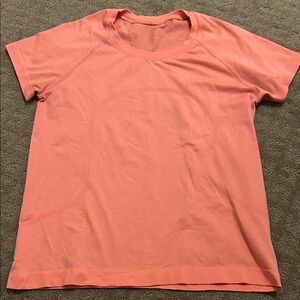 Lululemon swiftly short sleeve